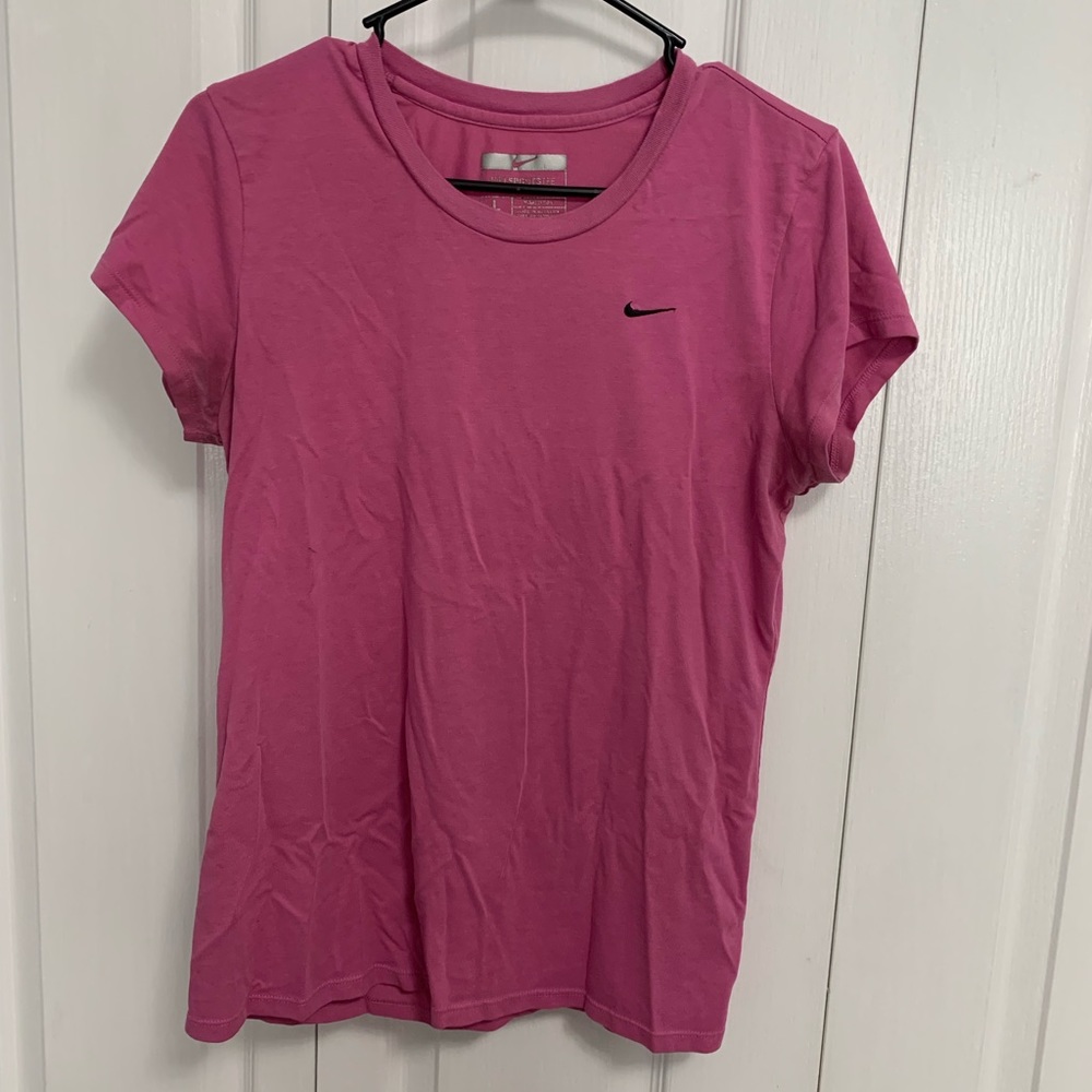 Nike T-shirt
